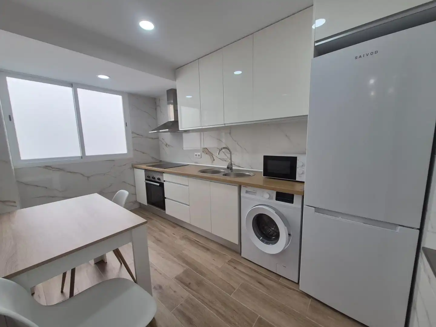 Kitchen of Flat for rent in Mislata  with Air Conditioner and Furnished