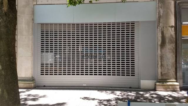 Local comercial en Venta en Antso Jakituna Hiribidea, 4 en Amara