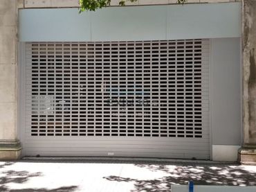 Local comercial en venda a Antso Jakituna Hiribidea 4