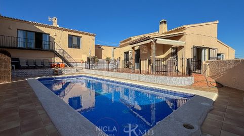 Villa con apartamento, piscina y garaje en El Pinar de Bédar Almería