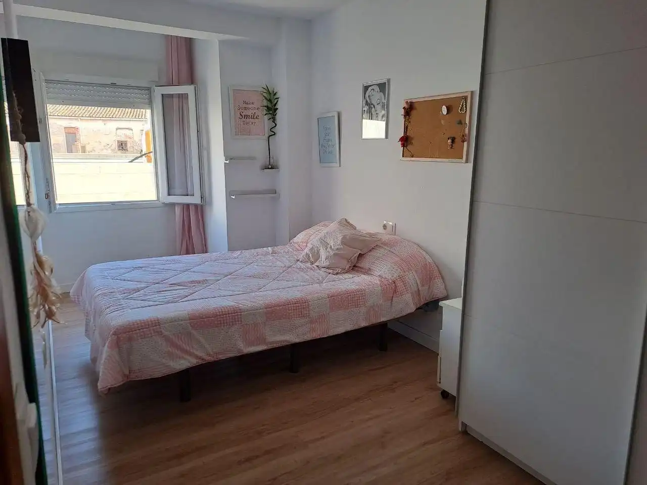 Dormitori de Casa o xalet en venda en Moncada amb Aire condicionat, Terrassa i Traster