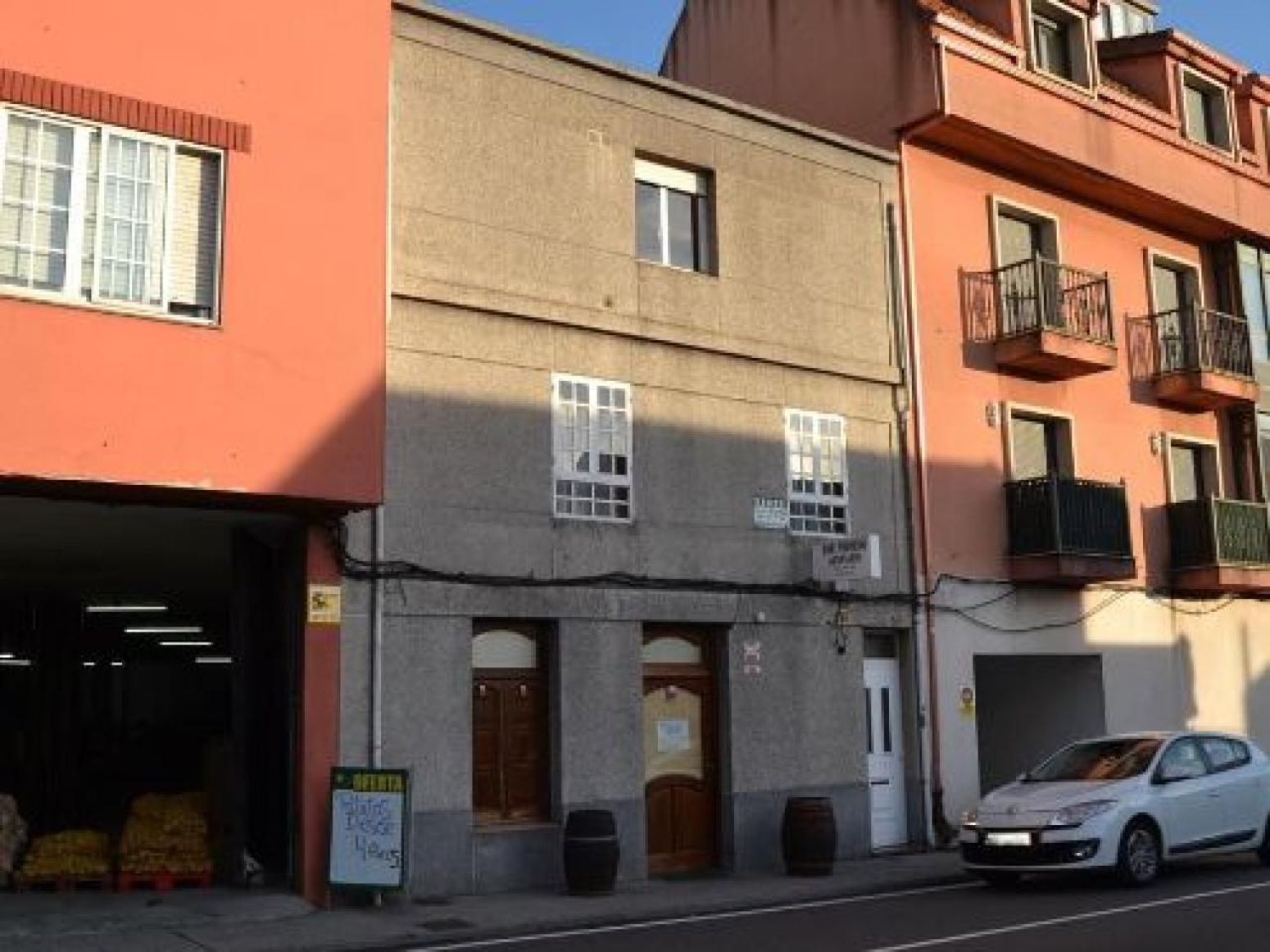 Vista exterior de Casa o xalet en venda en Ribeira amb Traster