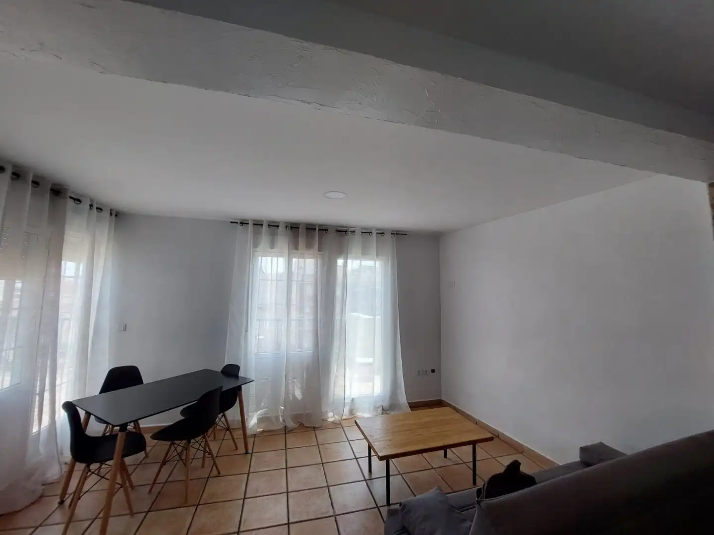 Sala de estar de Apartamento de alquiler en Guardamar del Segura con Aire acondicionado, Calefacción y Terraza