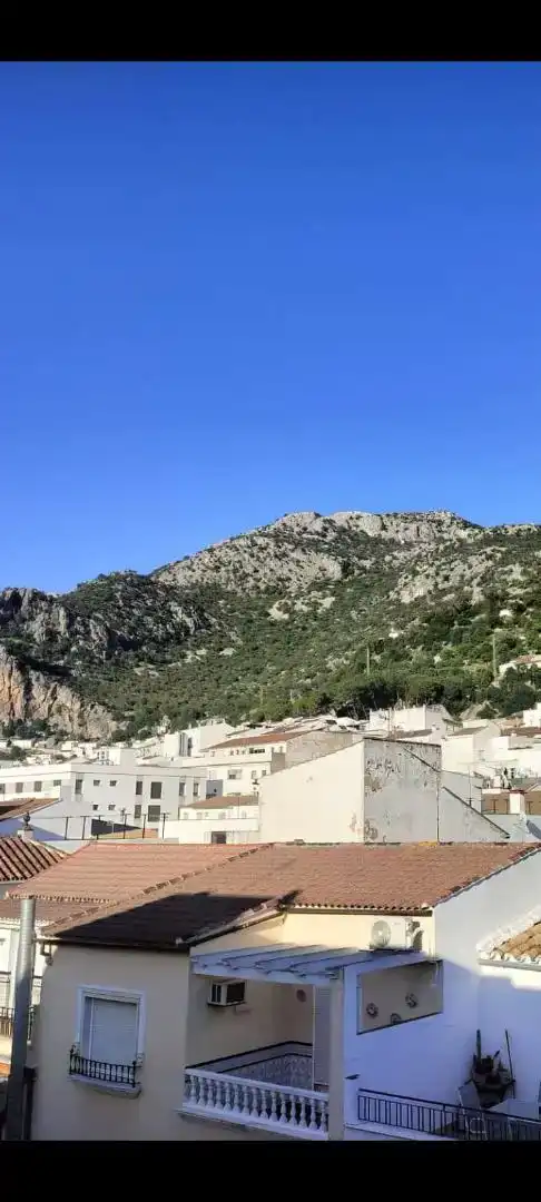 Vista exterior de Piso en venta en Ubrique con Aire acondicionado, Trastero y Amueblado