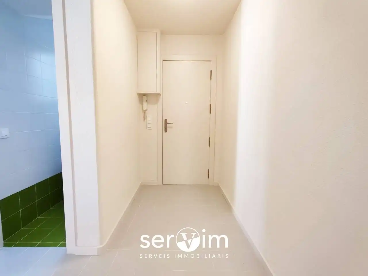 Wohnung zum Verkauf in Girona mit Heizung und Balkon