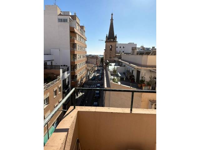 Piso en Venta en Calle Colubi en Santa Catalina