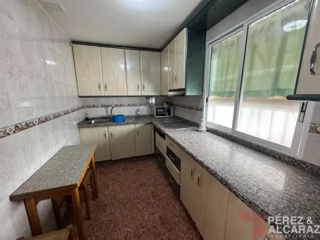 Küche von Wohnung zum Verkauf in Palma del Río mit Balkon