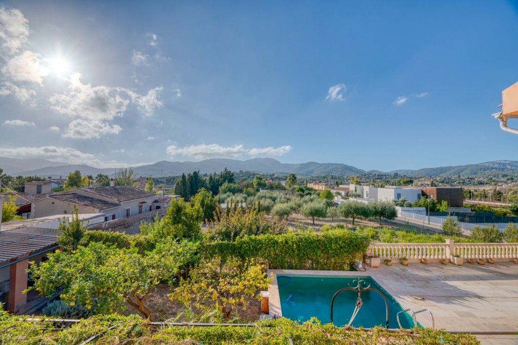 Vista exterior de Finca rústica en venda en  Palma de Mallorca amb Jardí privat i Piscina