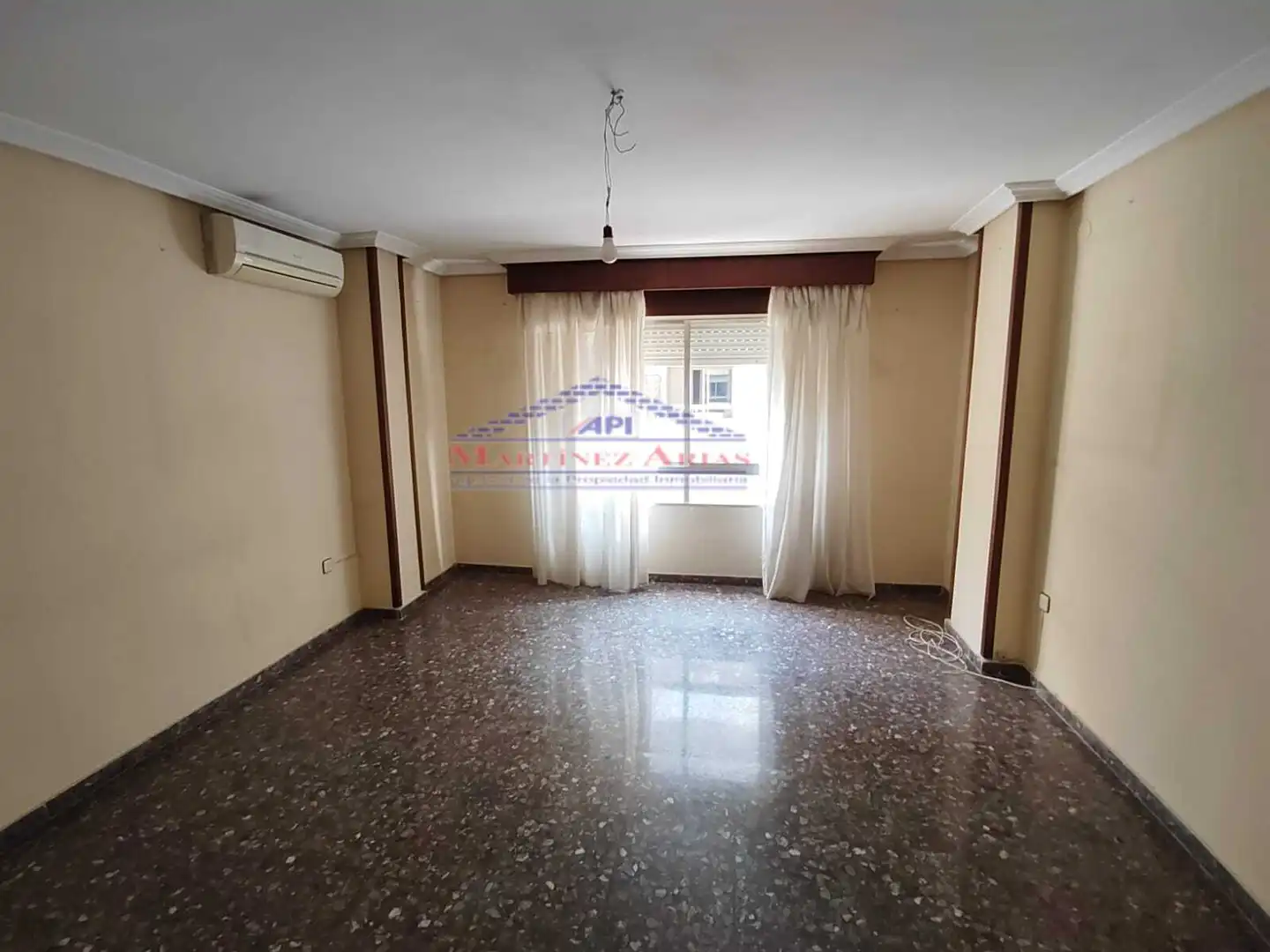 Sala de estar de Piso en venta en Jaén con Trastero
