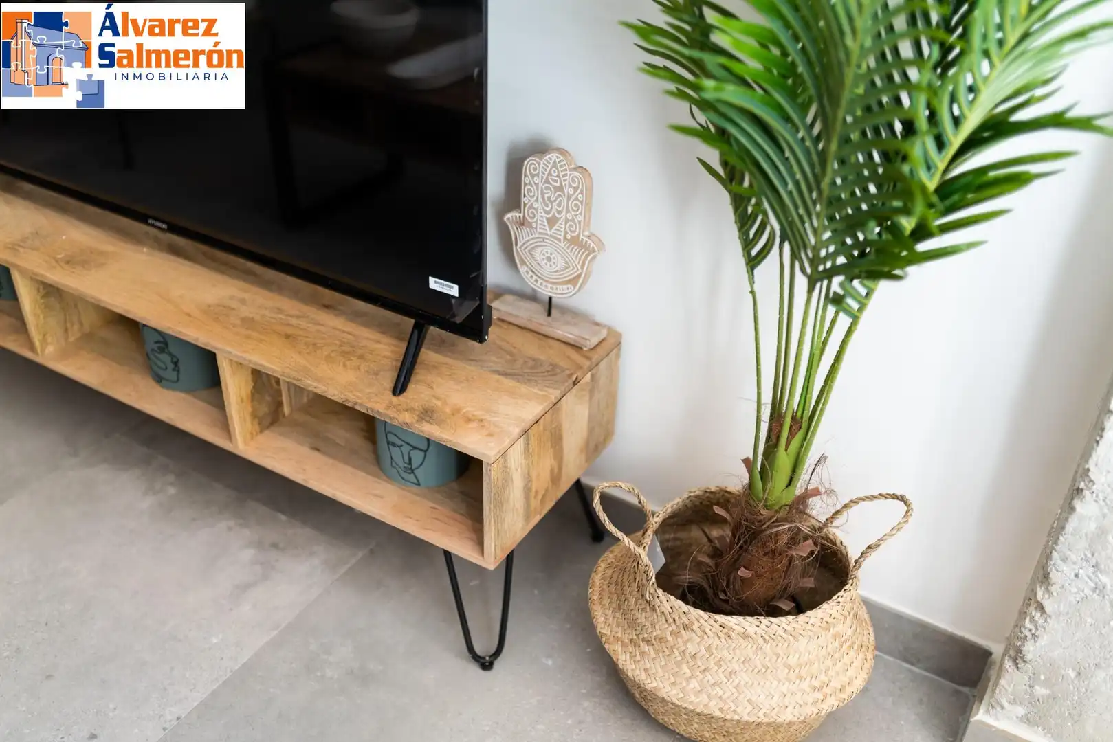 Living room of Study for sale in Granada  with Air Conditioner, Heating and Furnished