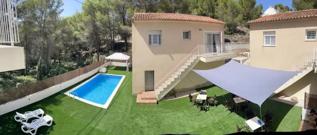 Chalet con piscina en venta en Carrer Moros 6, imagen 9