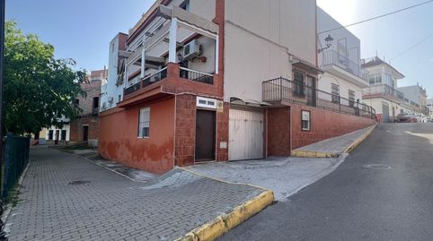 Casa en venta en Guillena, 4 dormitorios.