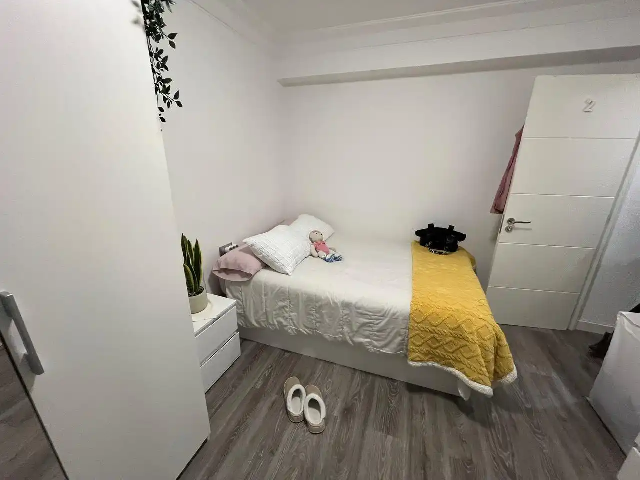 Habitación de Piso en venta en Zaragoza con Calefacción, Terraza y Amueblado