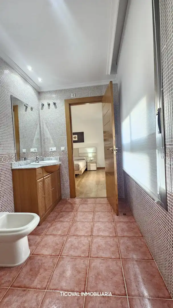 Bany de Pis en venda en Torrent amb Piscina comunitària