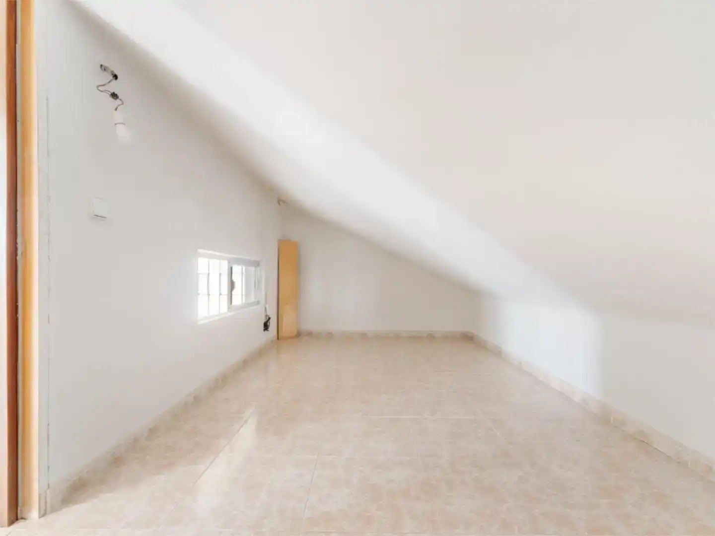 Piso en venta en Alcalá de Henares con Jardín privado, Trastero y Piscina