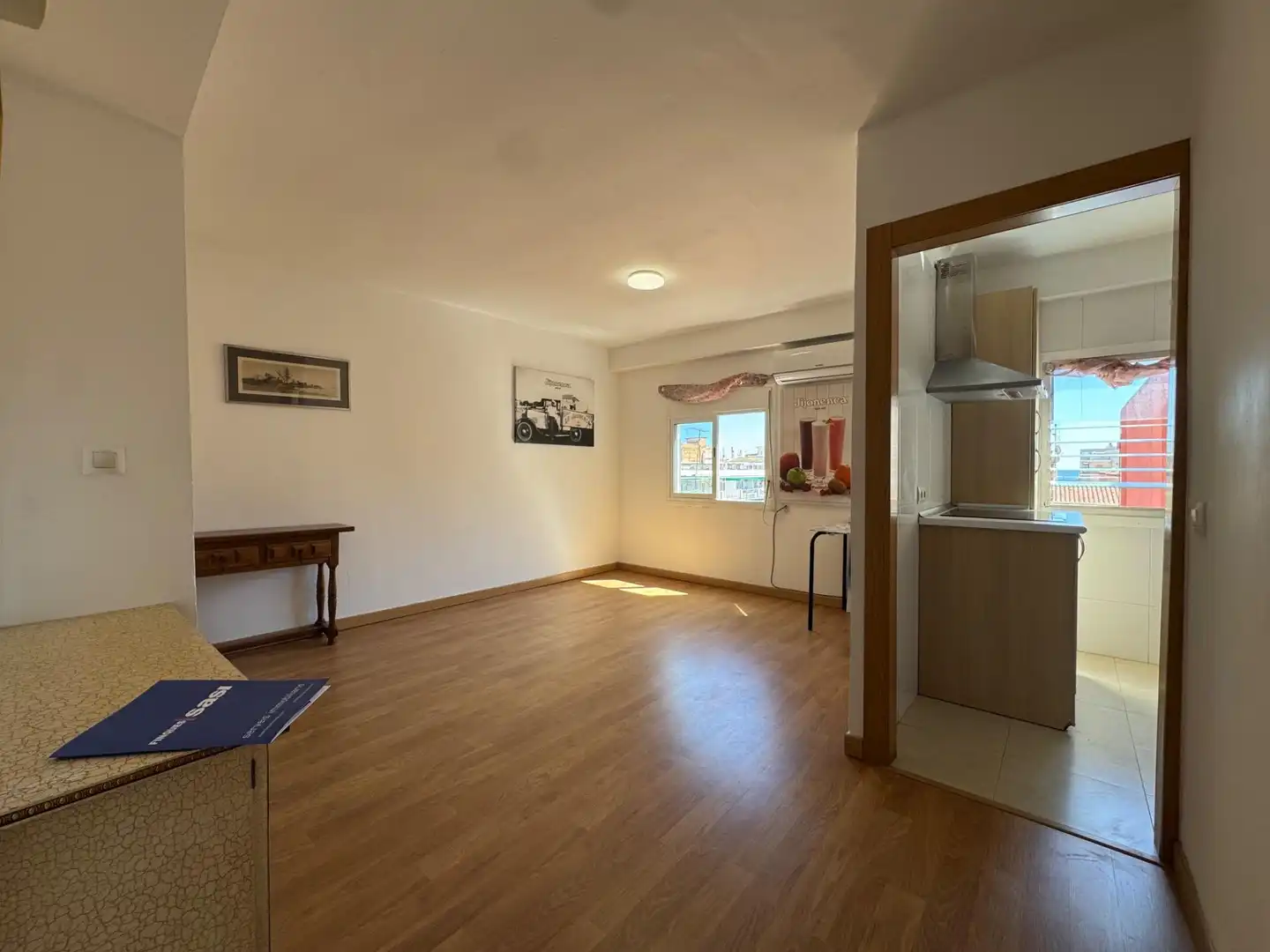Wohnzimmer von Wohnung zum Verkauf in Salou mit Klimaanlage und Heizung