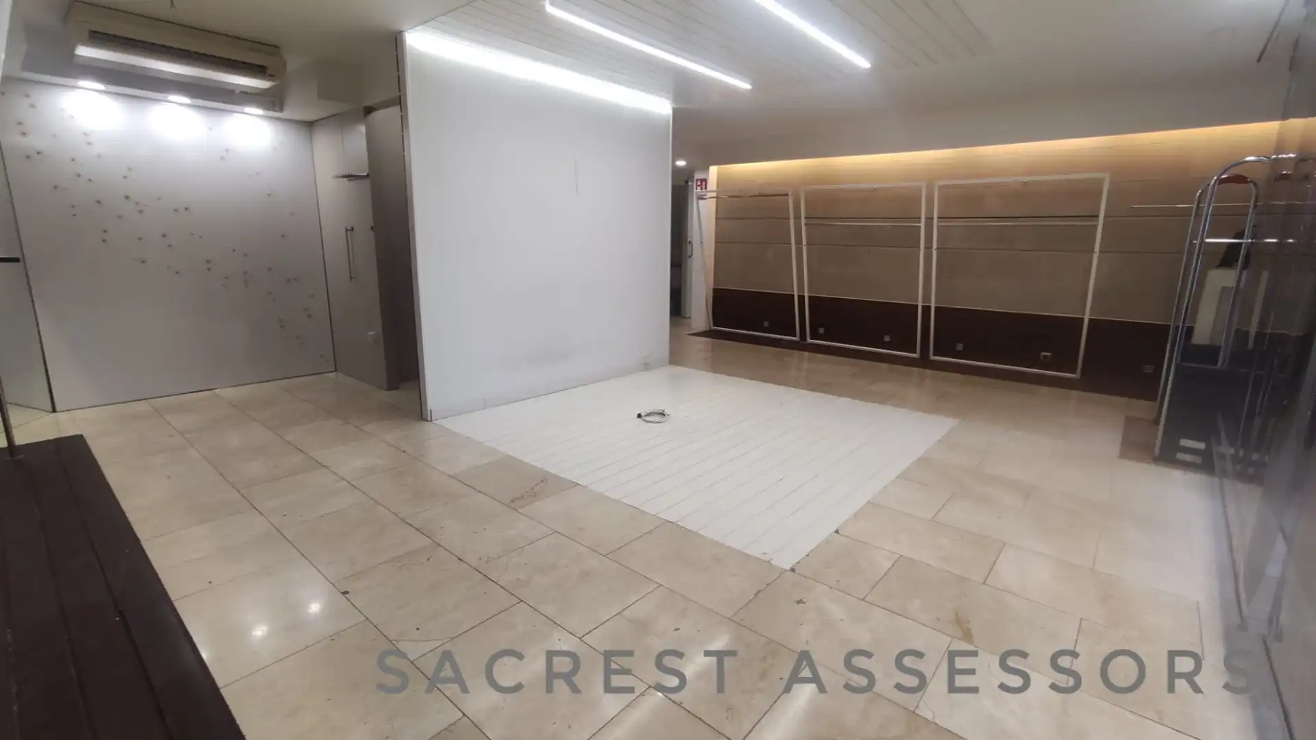 Local comercial en alquiler en Plaça de Prat de la Riba, imagen 3