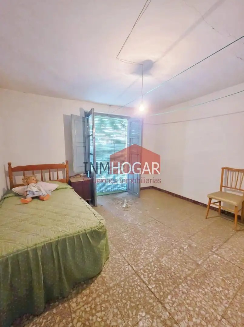 Dormitori de Casa o xalet en venda en El Barraco  amb Traster i Moblat