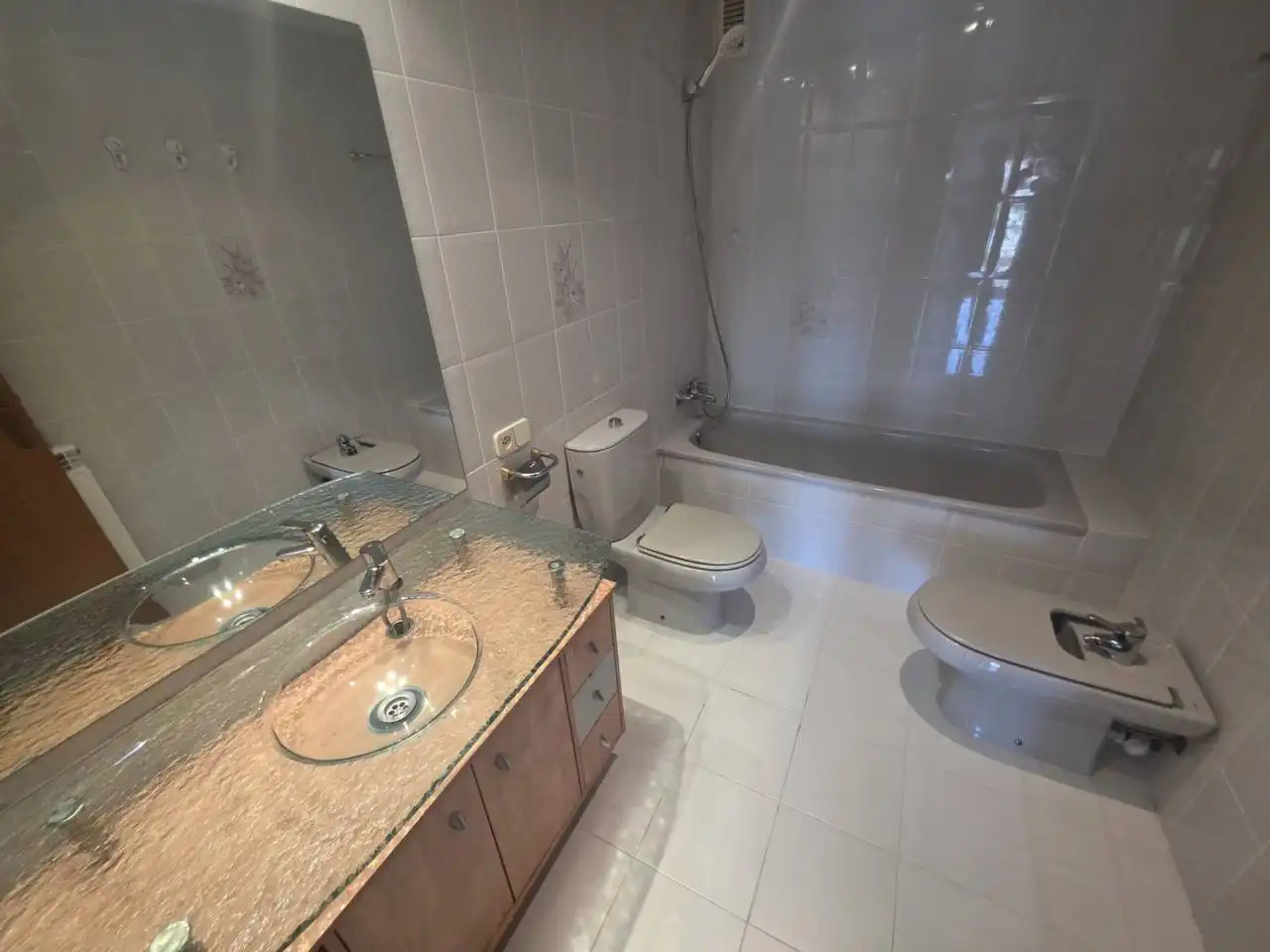 Badezimmer von Wohnung zum Verkauf in Manresa mit Klimaanlage, Heizung und Terrasse