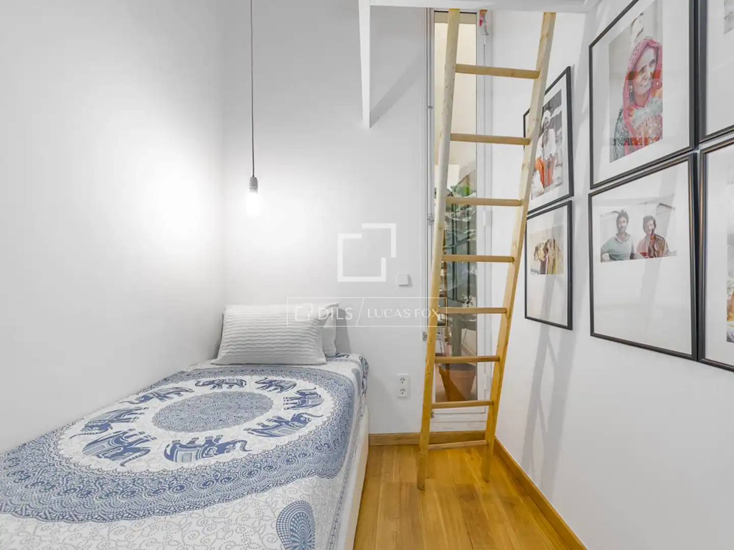 Schlafzimmer von Wohnung zum Verkauf in Barcelona mit Klimaanlage, Heizung und Parkett