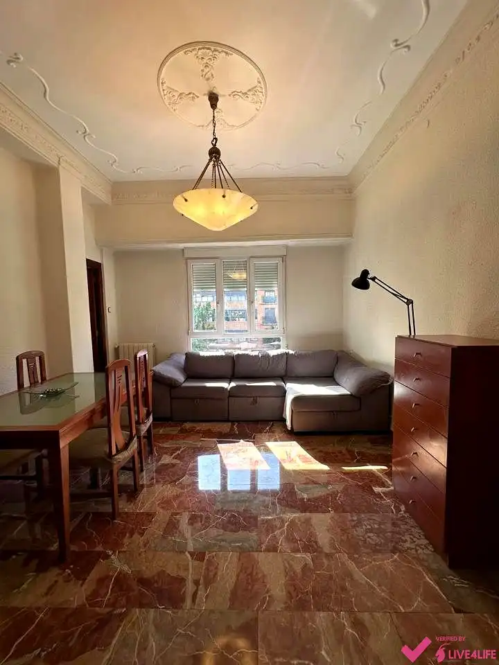 Living room of Flat for rent in Valencia  with Furnished