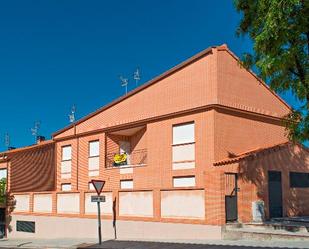 Exterior view of Garage for sale in Valdepiélagos