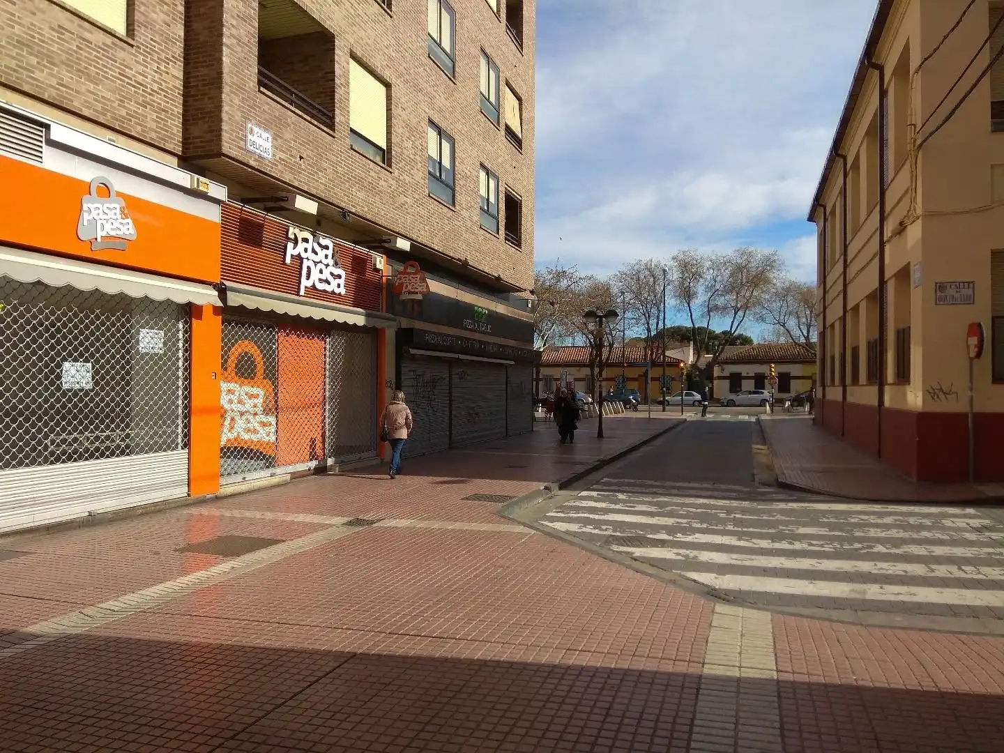 Vista exterior de Local de lloguer en Zaragoza