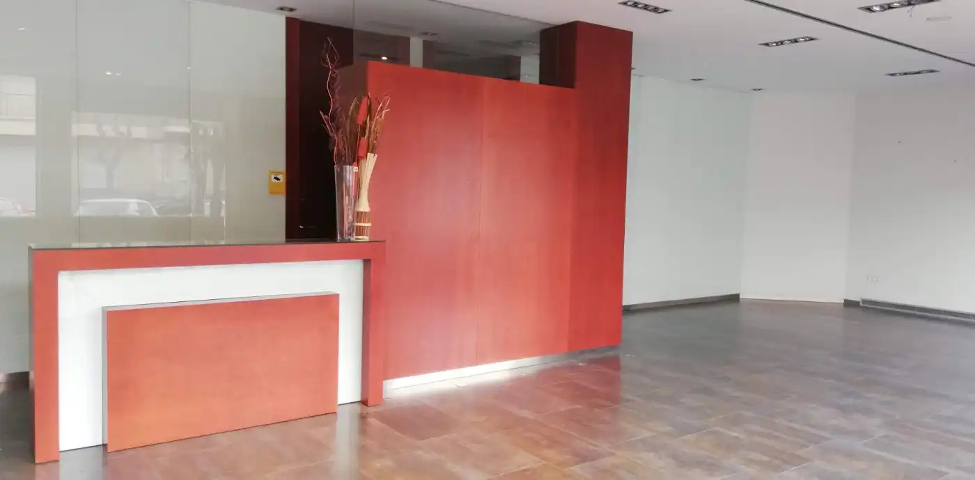 Office for sale in Murcia  with Air Conditioner