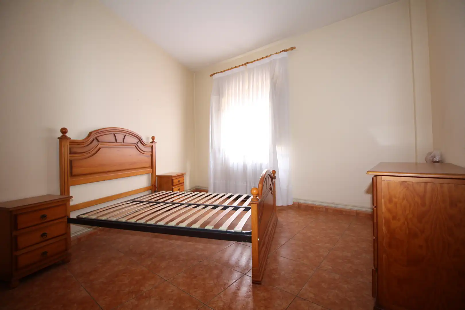 Schlafzimmer von Wohnung zum Verkauf in Valladolid mit Heizung, Terrasse und Ofen