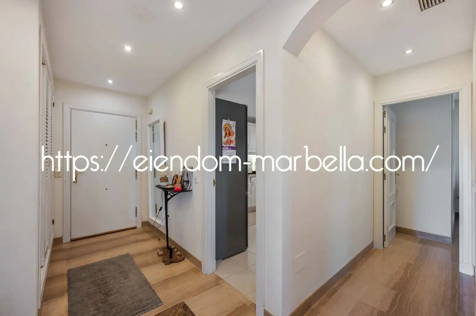 Apartamento en venta en Marbella con Aire acondicionado, Terraza y Amueblado