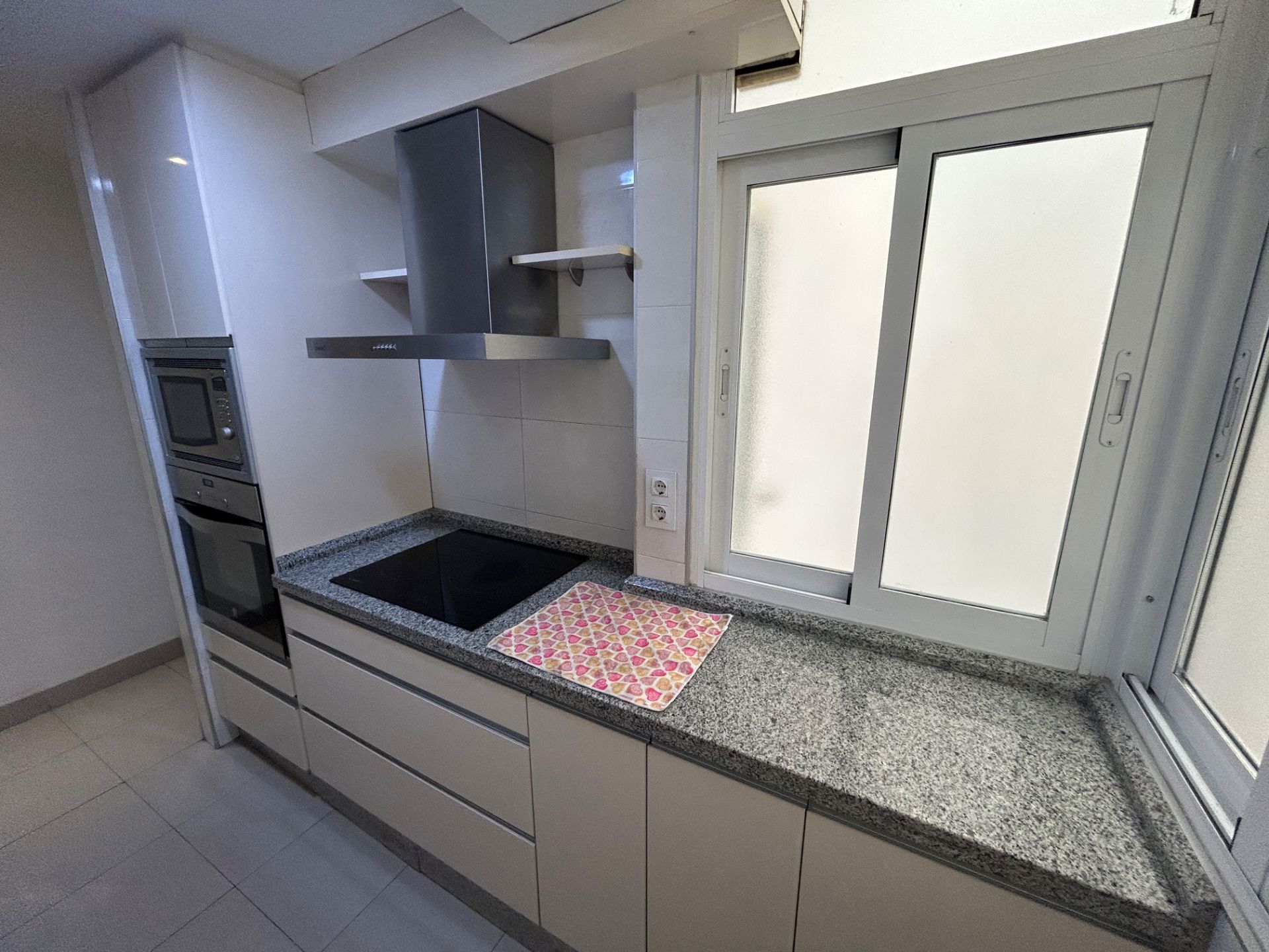 Cuina de Pis en venda en Málaga Capital amb Aire condicionat, Moblat i Forn
