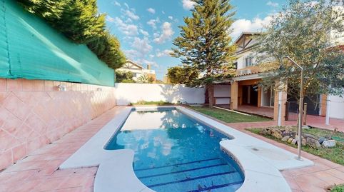 Foto 5 de Casa adosada en venta en Bollullos de la Mitación, Sevilla