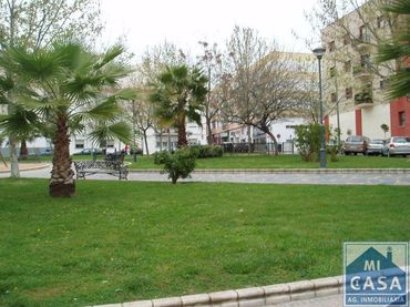Local comercial en venda a Montijo
