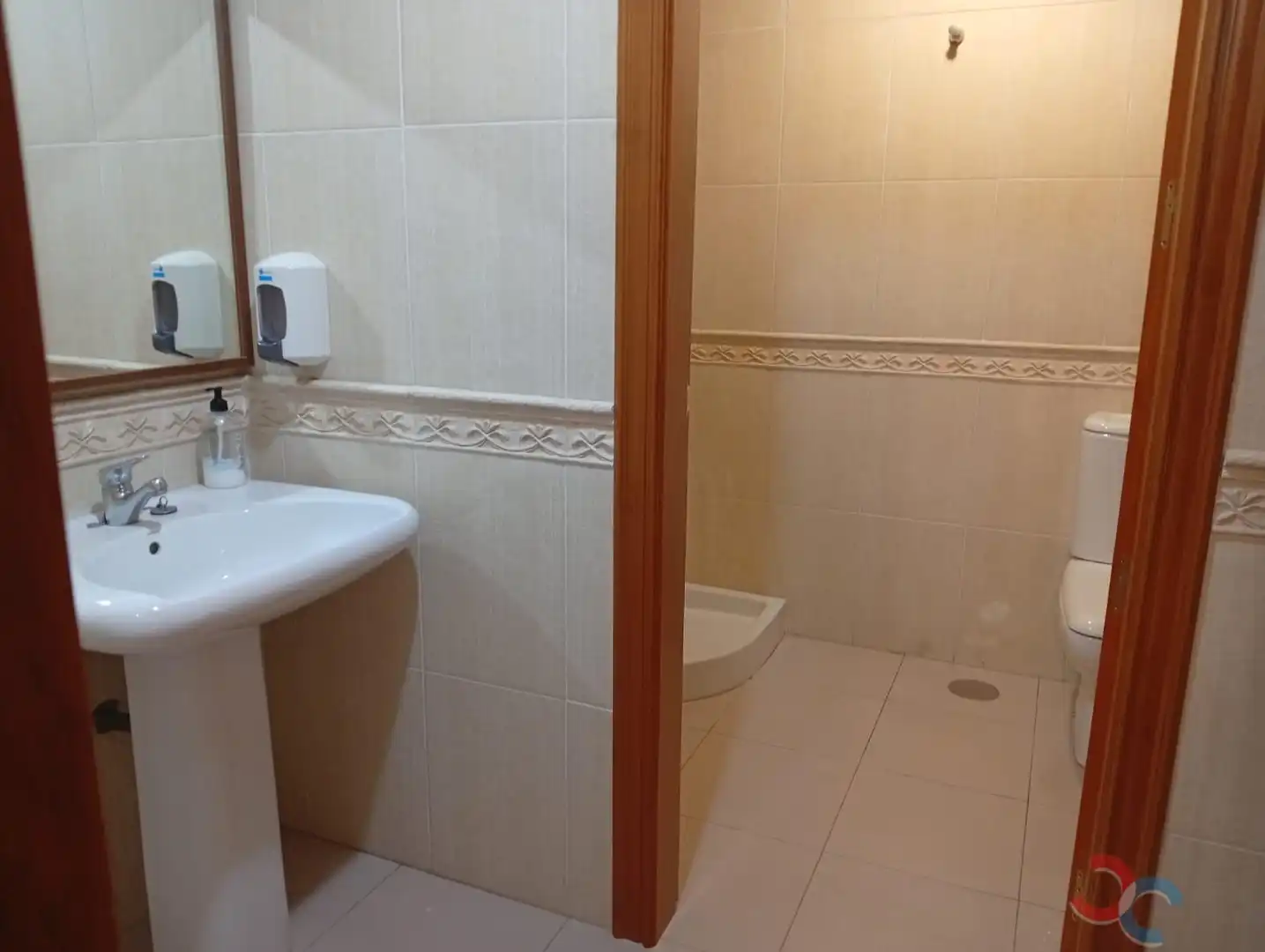 Bathroom of Office for rent in Marín