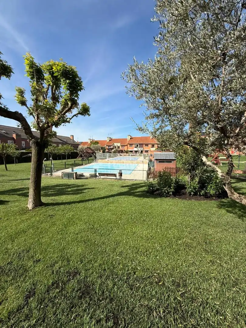 Piscina de Casa o xalet en venda en Valdemoro