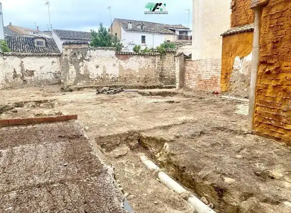 Terreni e lotti in vendita a Acera de la Magdalena, imagen 3