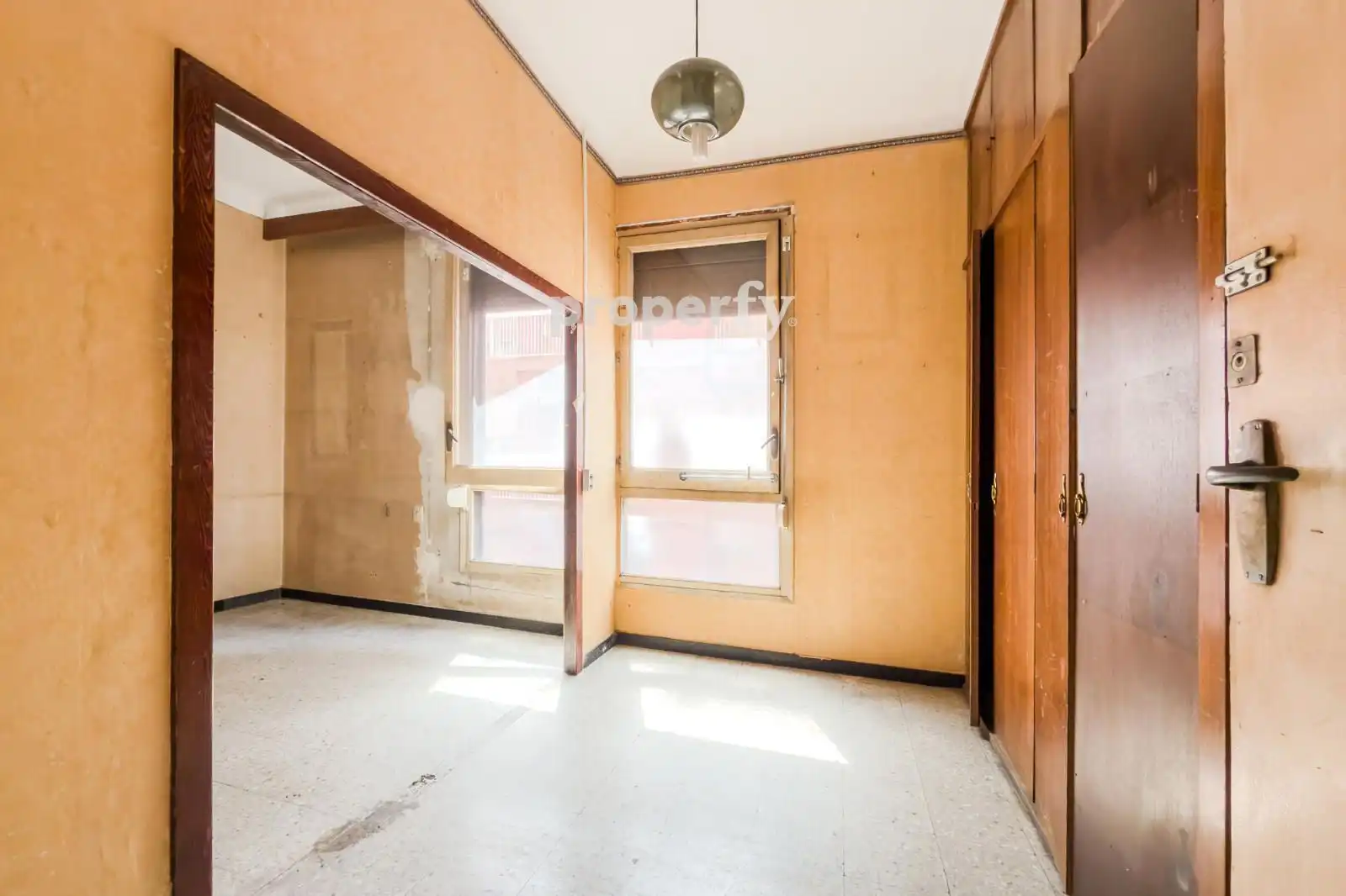 Habitación de Piso en venta en Barcelona con Calefacción, Terraza y Balcón