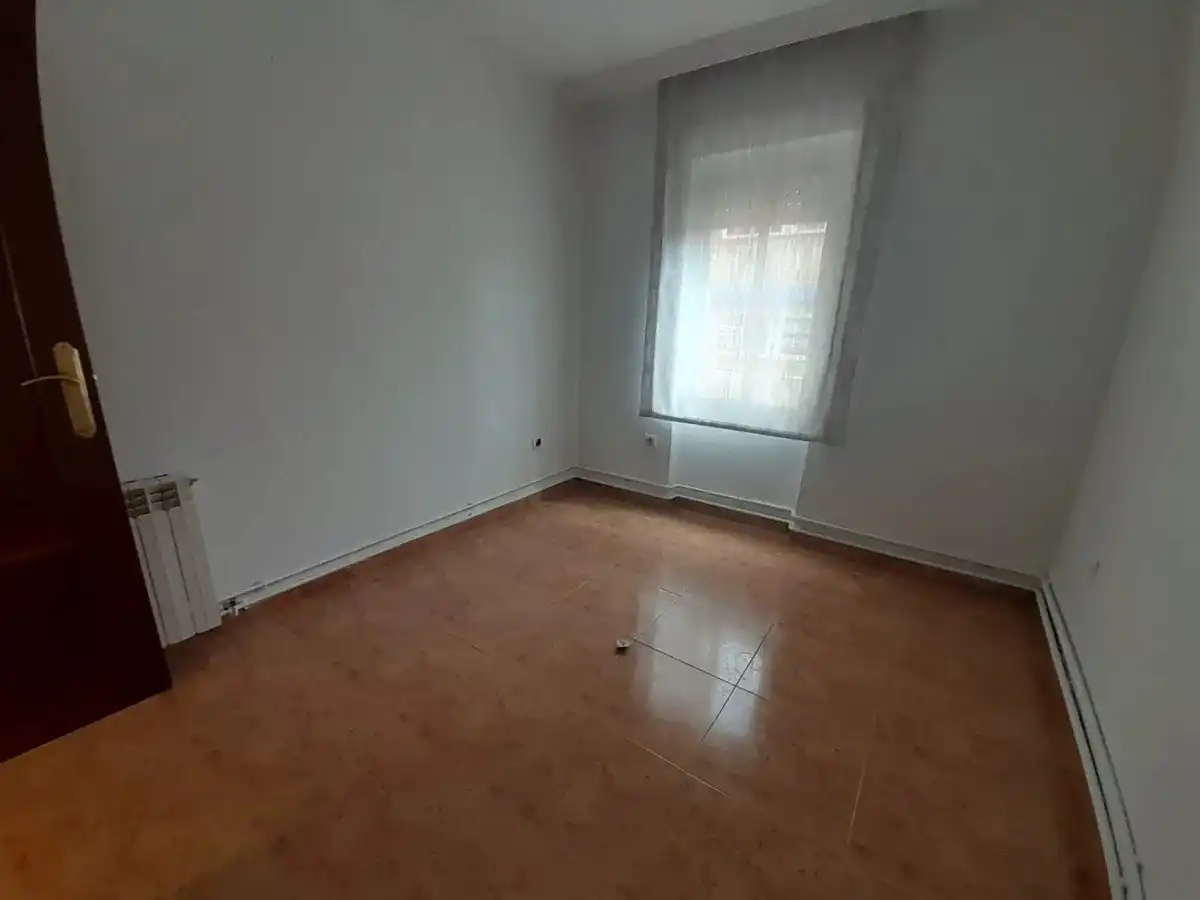 Bedroom of Flat for sale in Puertollano  with Air Conditioner and Heating