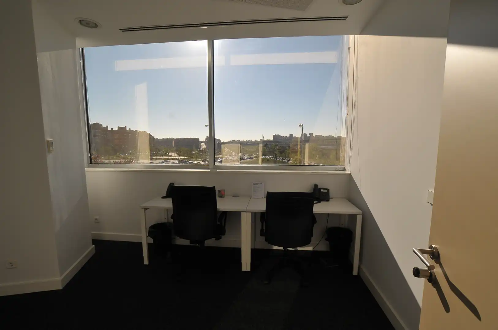Office for rent in Madrid  with Air Conditioner, Heating and Furnished