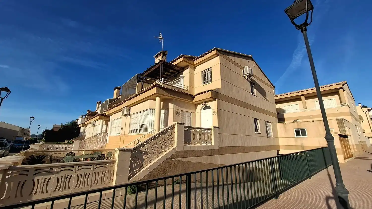 Vista exterior de Dúplex en venta en Huércal-Overa con Aire acondicionado, Terraza y Trastero