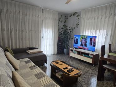 Flat with balcony for sale in Manlleu