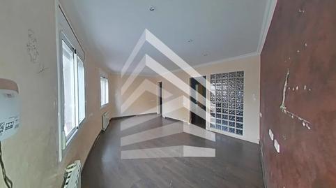 Foto 5 de Pis en venda a Carrer de Vidal I Guasch, Les Roquetes,  Barcelona Capital