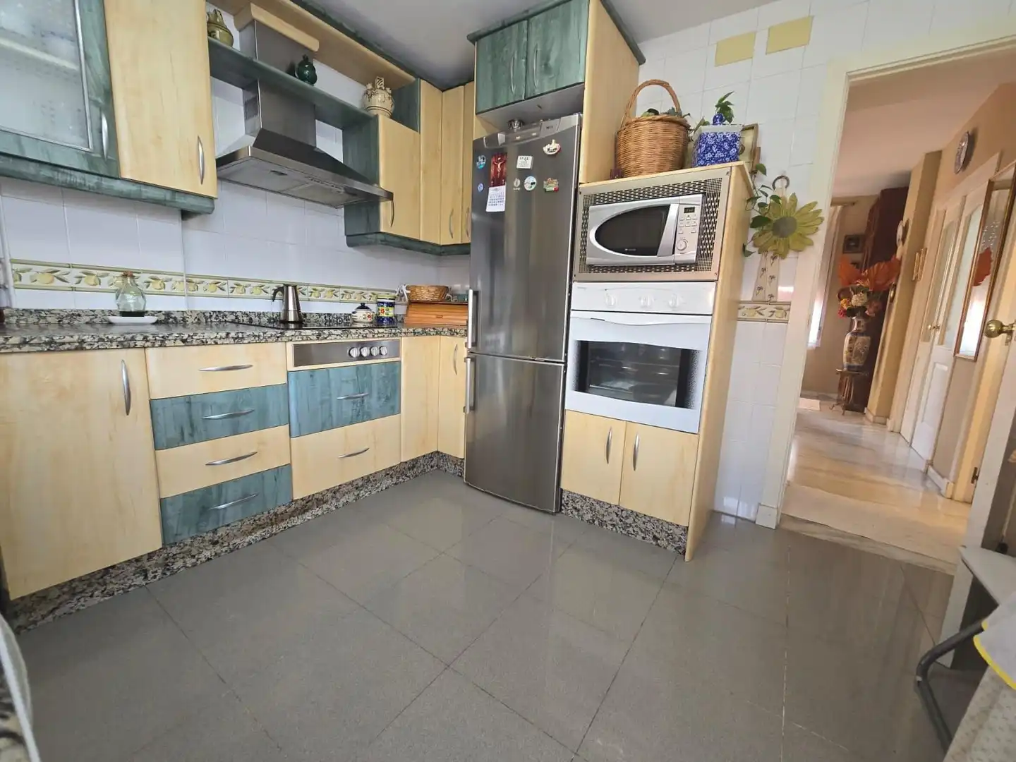 Cocina de Casa adosada en venta en Castilleja de la Cuesta con Aire acondicionado, Trastero y Balcón