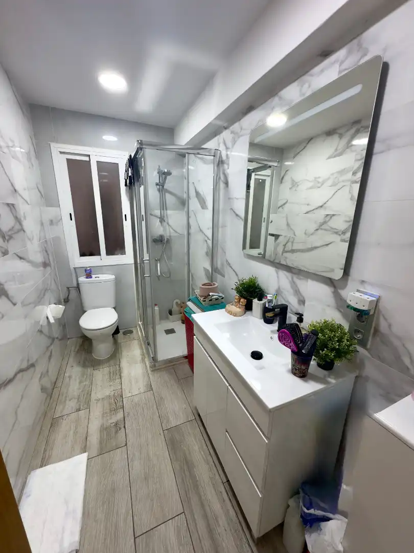 Bathroom of Flat for sale in Torrejón de Ardoz  with Heating and Oven