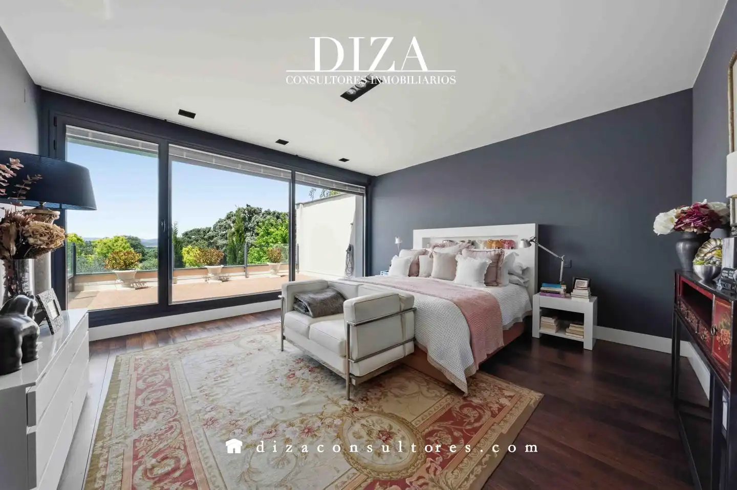 Habitación de Casa o chalet en venta en Boadilla del Monte con Aire acondicionado, Calefacción y Jardín privado