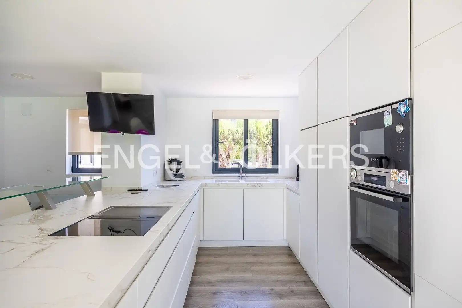 Cocina de Casa o chalet en venta en Dos Hermanas con Aire acondicionado, Calefacción y Jardín privado