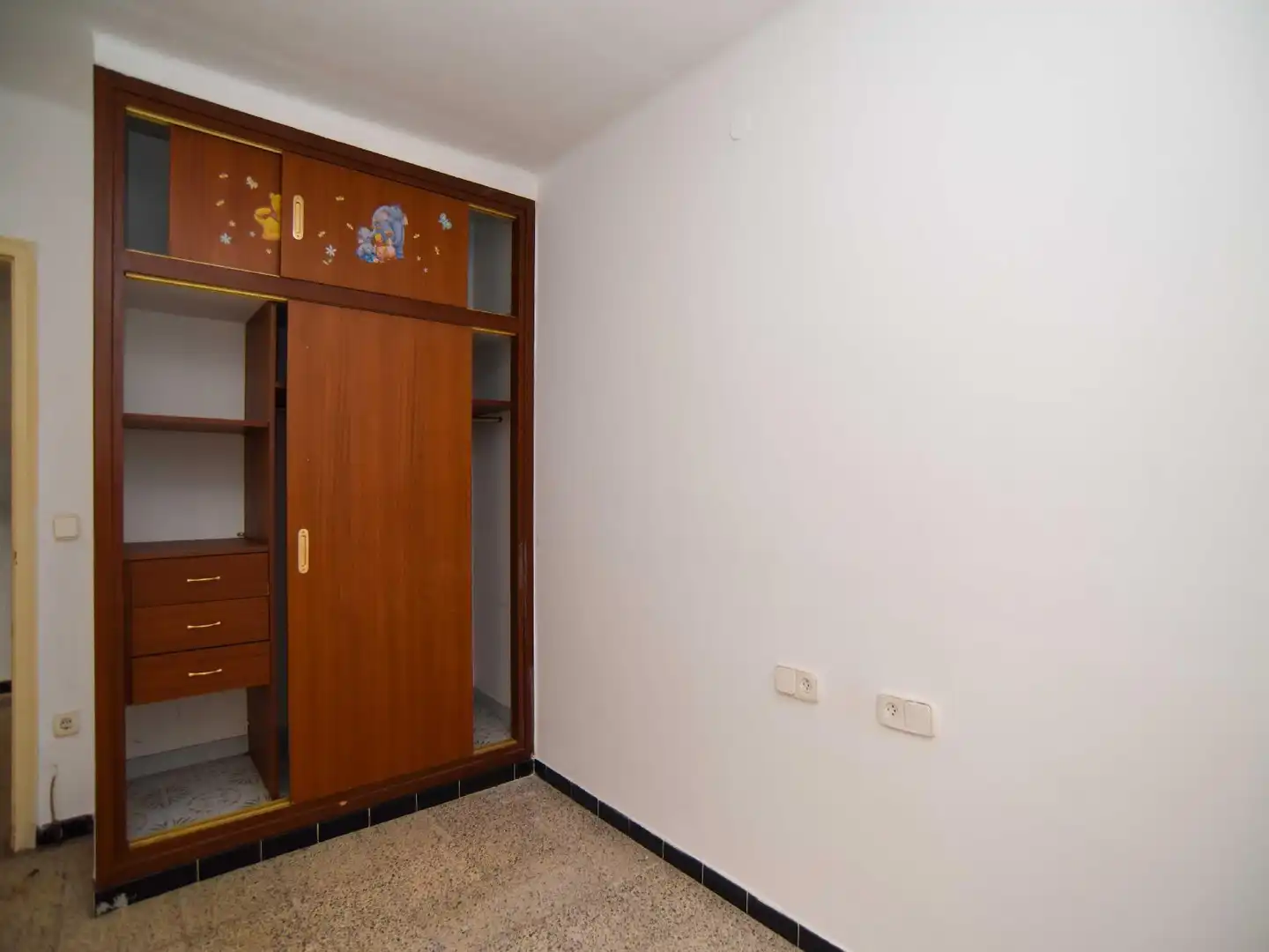 Schlafzimmer von Wohnung zum Verkauf in Figueres
