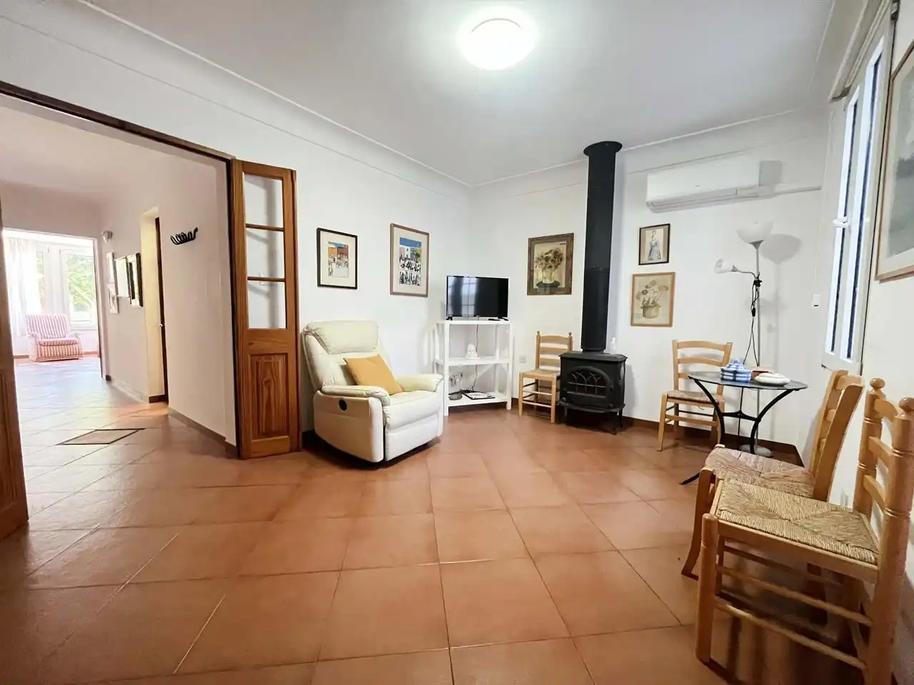 Sala d'estar de Casa adosada en venda en Ciutadella de Menorca
