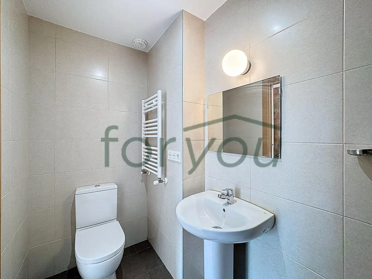 Badezimmer von Maisonette zum Verkauf in Deba mit Heizung, Terrasse und Balkon