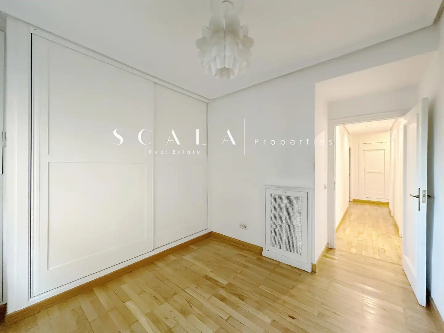 Habitación de Piso de alquiler en Madrid con Aire acondicionado, Calefacción y Se aceptan mascotas
